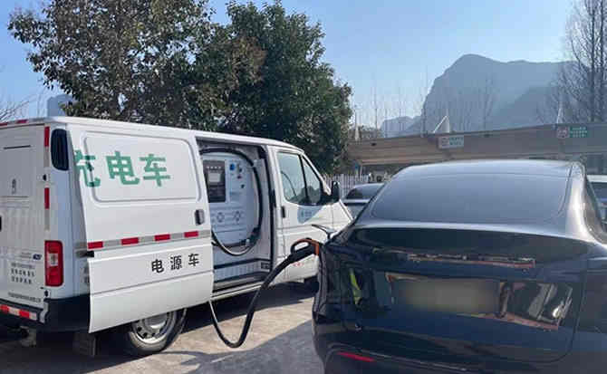 萍乡汽车搭电