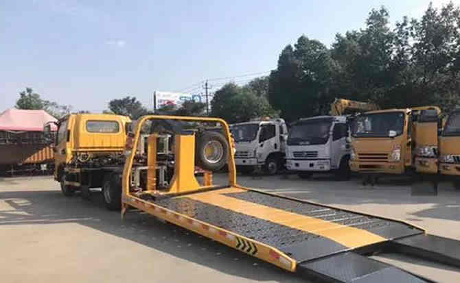 萍乡汽车中途维修案例